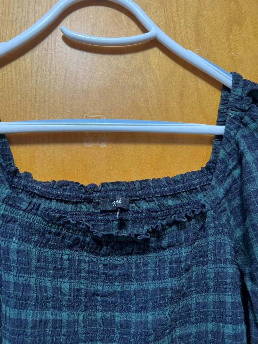 Madewell Dark Green and Black Smocked Plaid Peasant Top - Picture 5 of 8